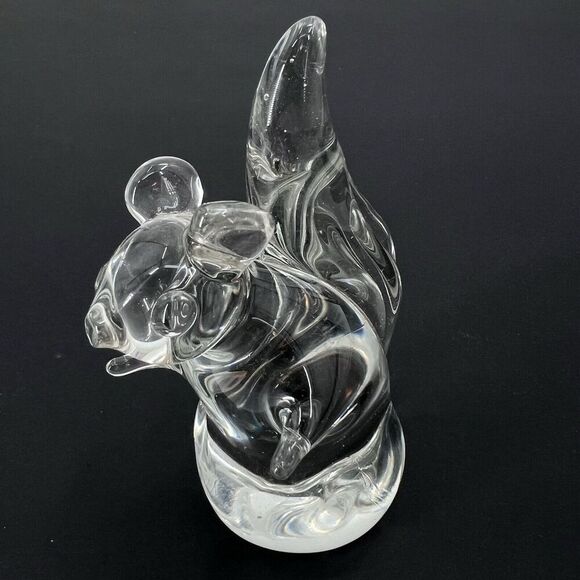 Vintage 1975 Clear Art Glass Crystal Glass Squirrel Figurine Paperweight - Picture 2 of 8